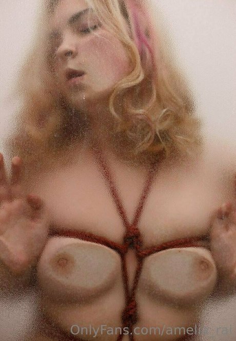 amelia rai 完璧な女優 写真