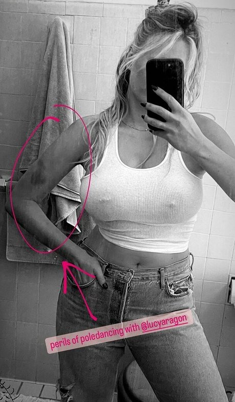 フィットネス 裸 オンリーファンズ セクシー裸 写真