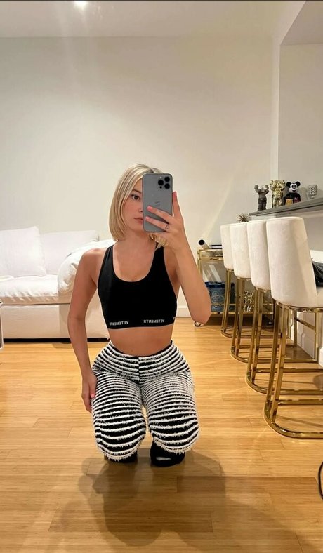 Sarah Snyder ポルノスター セクシー 写真