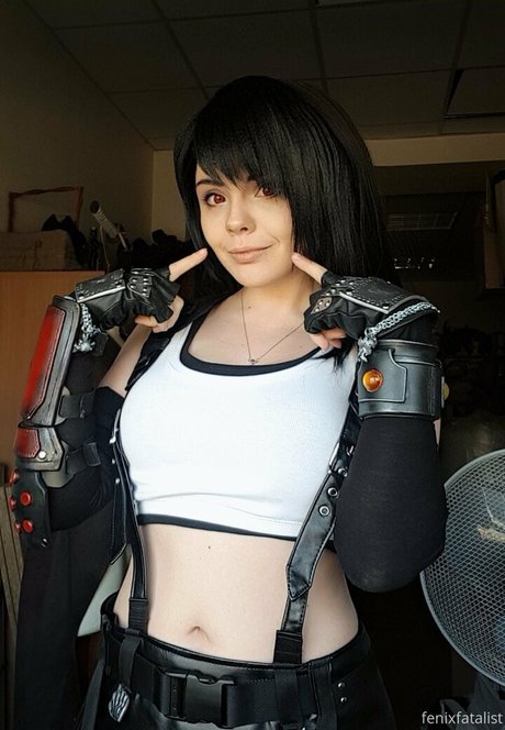 シャワー3P オンリーファンズ セクシーヌード 画像