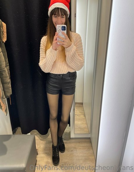 ブルネットのPOV オンリーファンズ ホットヌード 画像