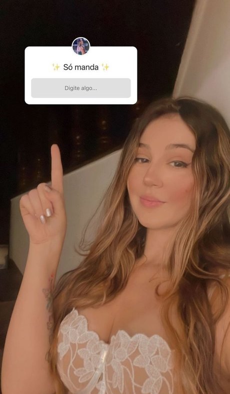 Carolzinha ホットモデル 写真