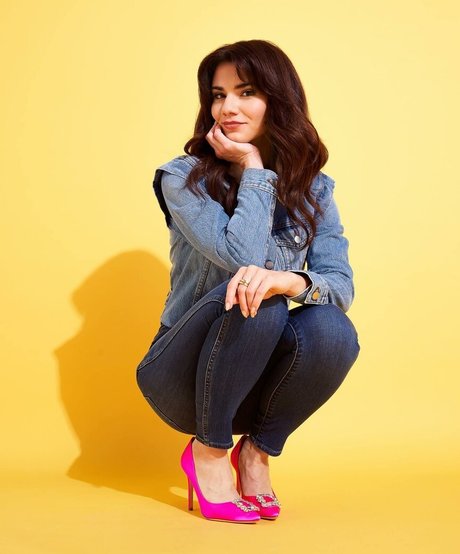 ぽっちゃりブロンドのオンリーファンズ セクシーxxx 写真