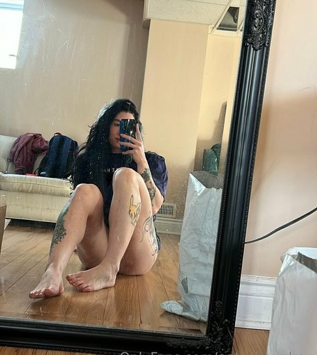 Natasha Aughey 無料のスター ギャラリー