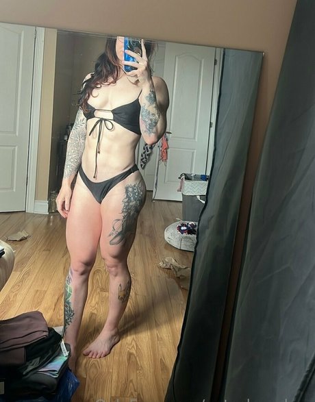 アナル中出しオンリーファンズ セクシーヌード 画像