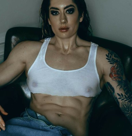 Natasha Aughey 可愛いモデル ギャラリー