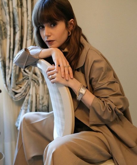 Lily Collins 女優 写真