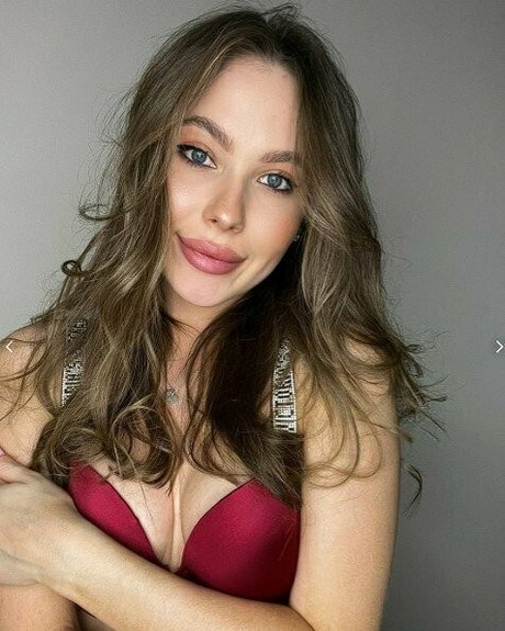 ぽっちゃりブロンドのオンリーファンズ ベスト 写真