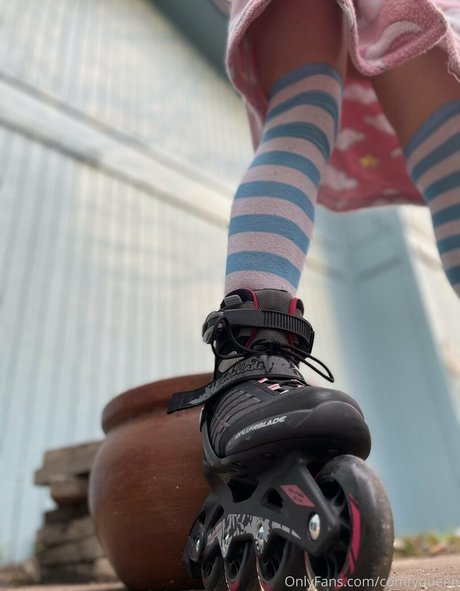 comfyqueen 美しいモデル 写真