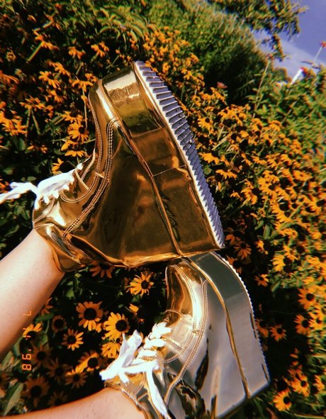 comfyqueen セクシーモデル 写真