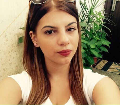 オンリーファンズの動画 セクシーxxx 写真