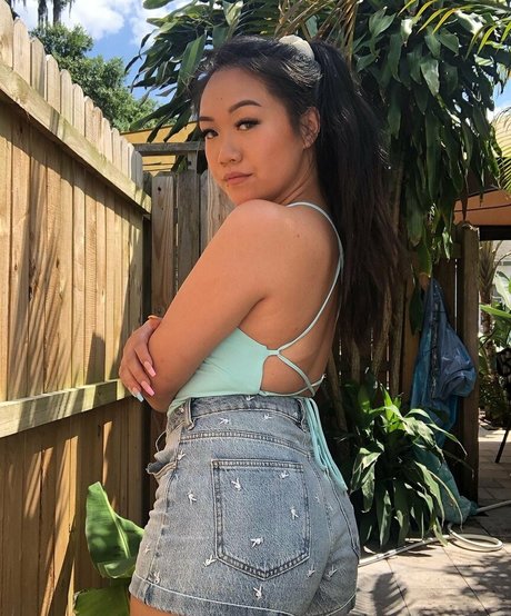 エクストリームオンリーファン セクシー裸 ギャラリー