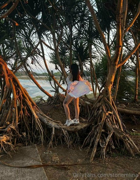 セクシーなブルネットのオンリーファンズ 美しいxxx ギャラリー