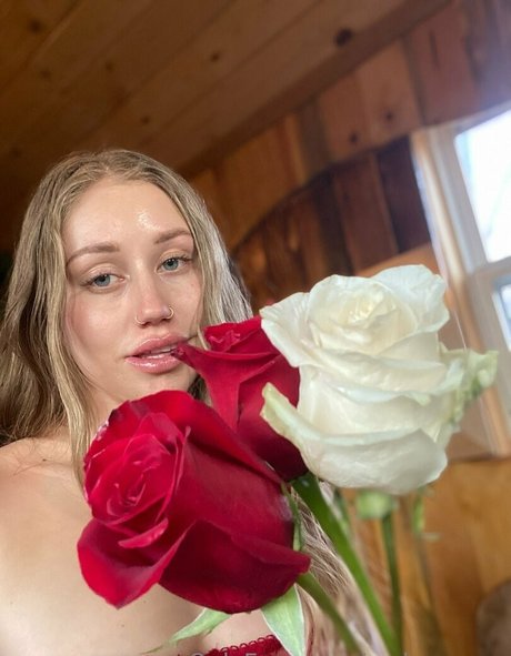 Mslunarose アダルトスター 画像