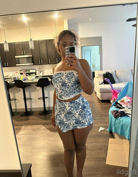 ワークアウト オンリーファンズ ポルノ 写真