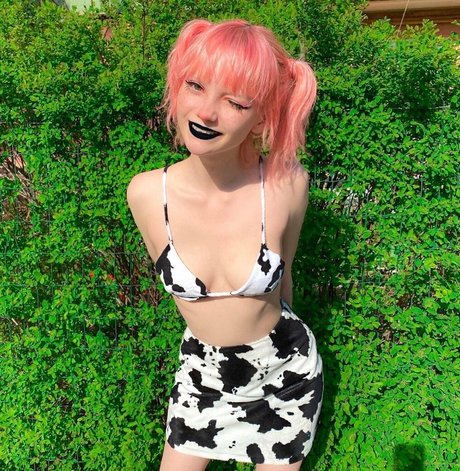 ぽっちゃりティーンオンリーファンズ 無料エロ 画像