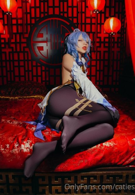 Caties ポルノスター 独占 画像