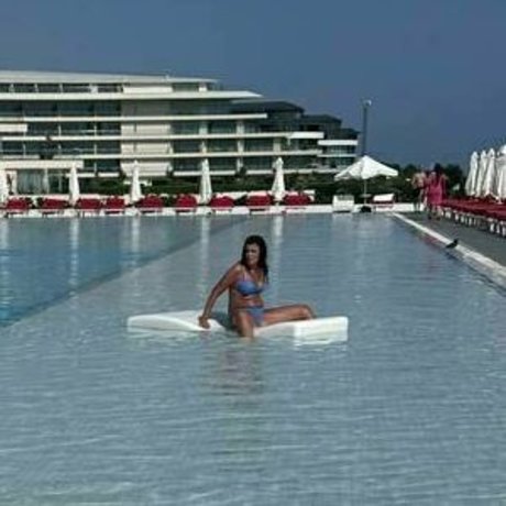 lucia morris スター 裸 写真