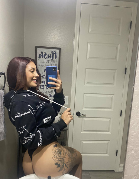 スキニーモデルオンリーファンズ xxx 画像