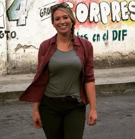 Sarah Cruddas 写真集