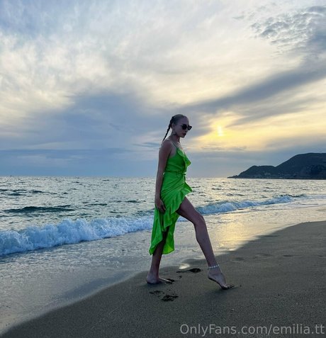 コスプレ ヘンタイ オンリーファンズ xxx 画像