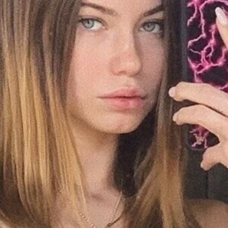 Kate Li セクシーなポルノスター 画像