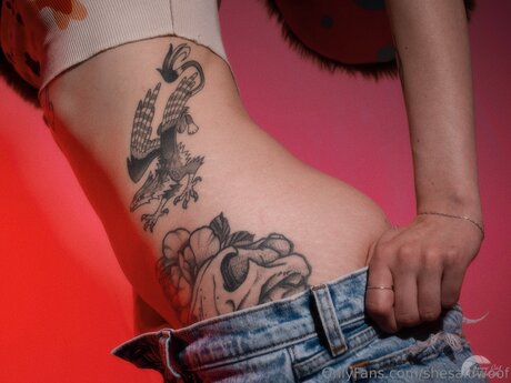 オイルを塗った巨乳オンリーファンズ セックス 写真