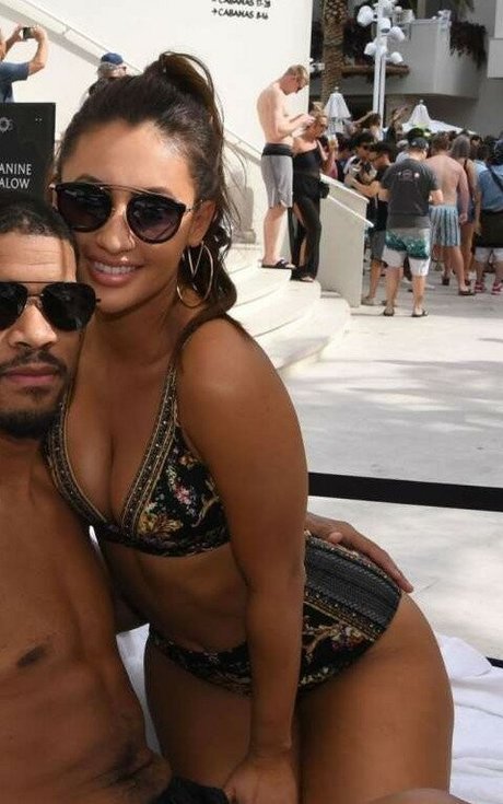 Francia Raisa ポルノスター 高品質 画像