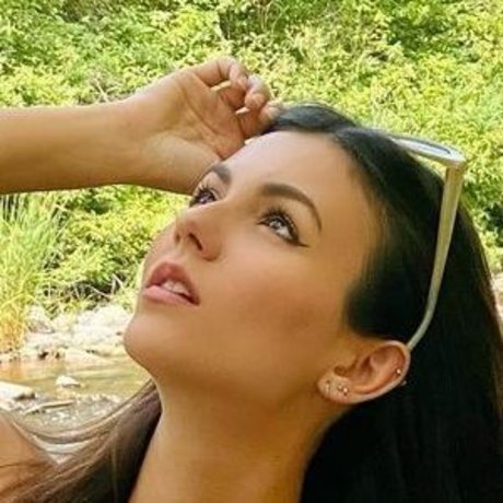 フィットネス 裸 オンリーファンズ ヌード 写真