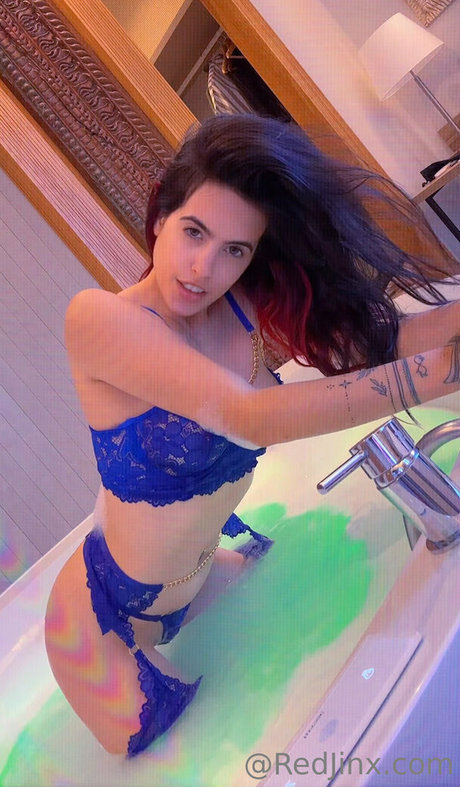 redjinx free ポルノスター ヌード 画像