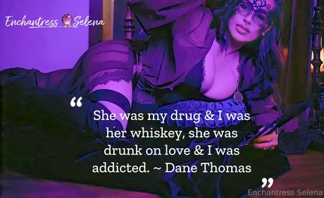 enchantressselenafree アートポルノスター 写真