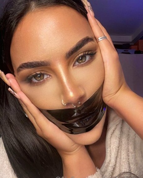 arabellalxo ポルノスター 裸 写真