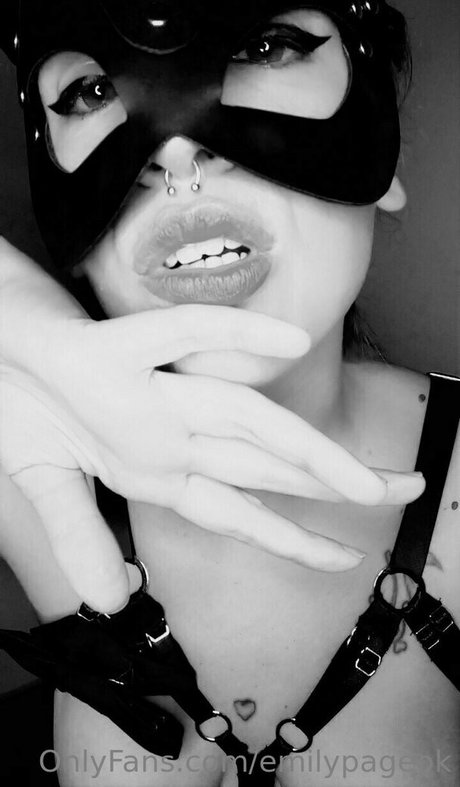 emilypageok 最高のモデル 写真