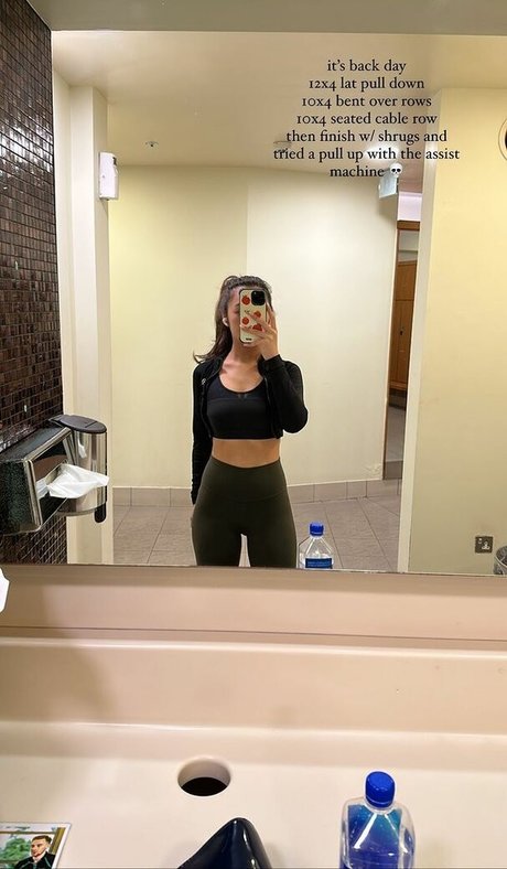 Karagii 独占スター 写真