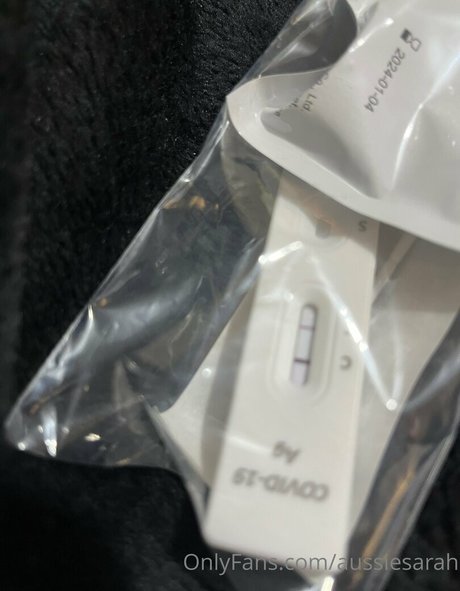 かわいいブロンドのオンリーファンズ 無料ヌード 写真