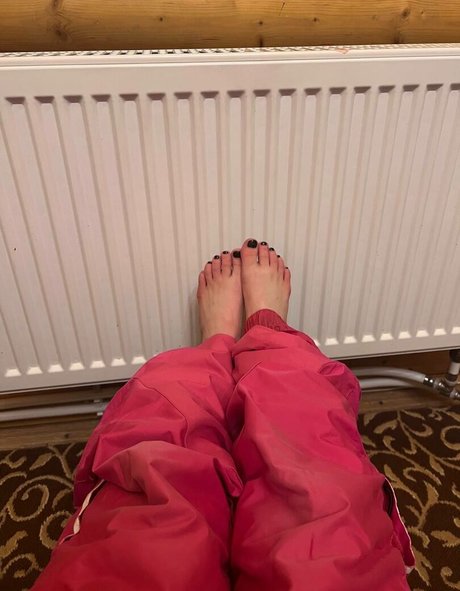 キティ・ウェット・オンリーファンズ 無料 写真