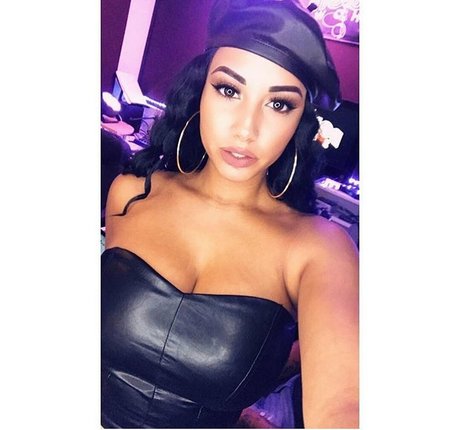 Leila Grey 完璧なスター 画像