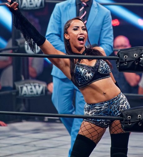 年配の熟女オンリーファンズ HD 画像