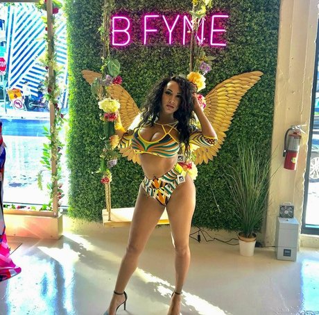 妊娠中のオンリーファンズ ホット裸 アーカイブ