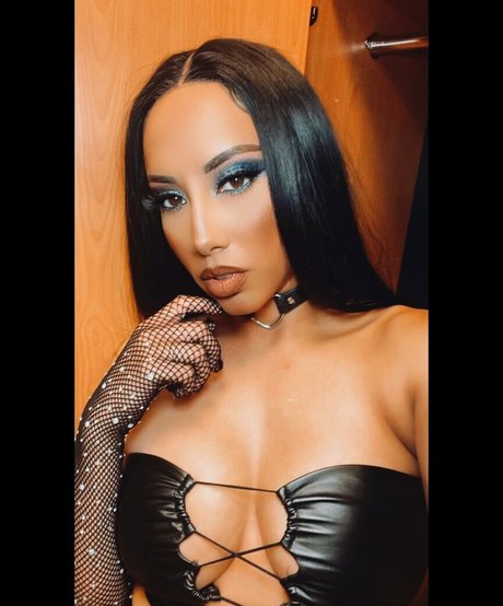 Leila Grey ポルノスター 無料 ギャラリー