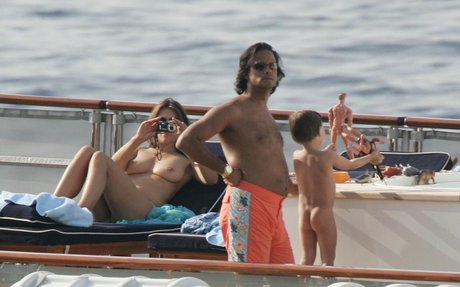 Elizabeth Hurley 素敵な女優 ギャラリー