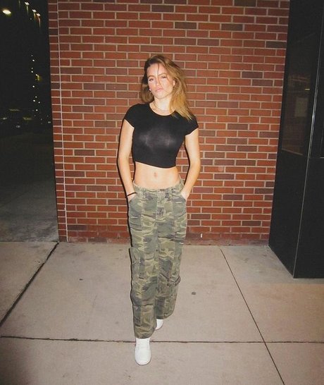 ぽっちゃりティーンオンリーファンズ トップ 写真