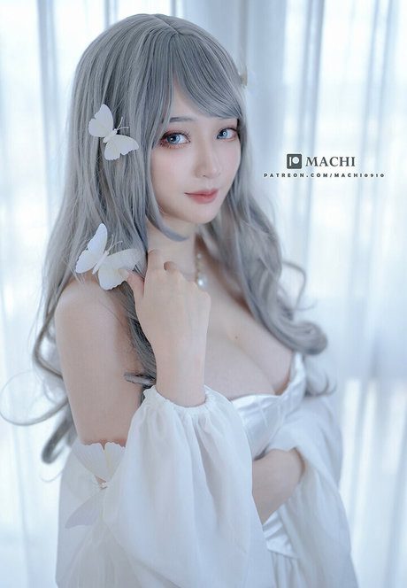 義母オンリーファンズ セクシーヌード 写真