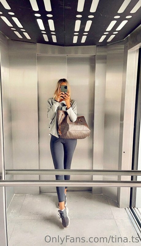 tina ts トップ女優 写真