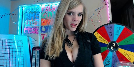 Candie CaneMFC ヌードスター 写真