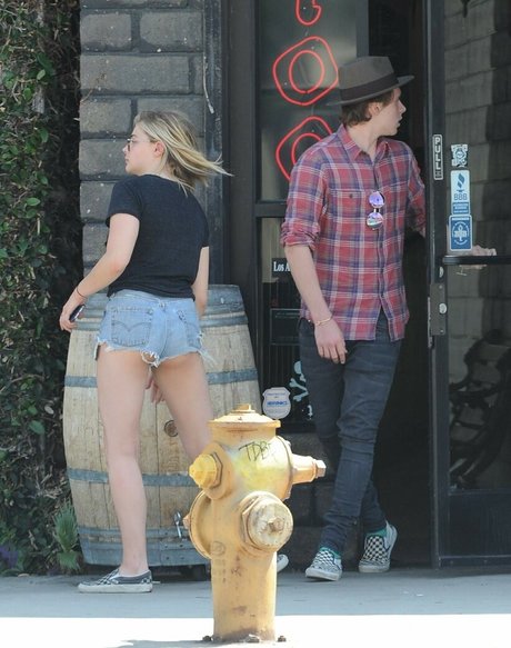 ぽっちゃりティーンオンリーファンズ ホットポルノ 写真