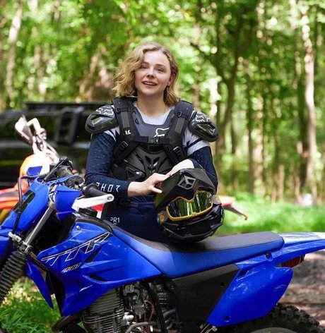 Chloe Grace Moretz アートポルノスター 写真