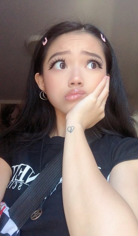 イギリスのおばあちゃんオンリーファンズ 無料セックス 写真