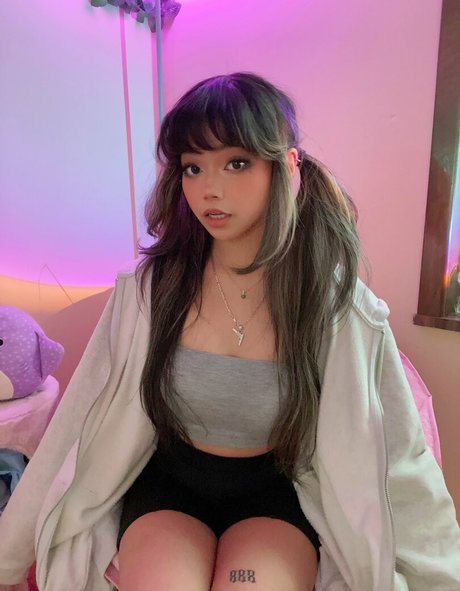 asmr 足 オンリーファンズ アダルト無料 画像