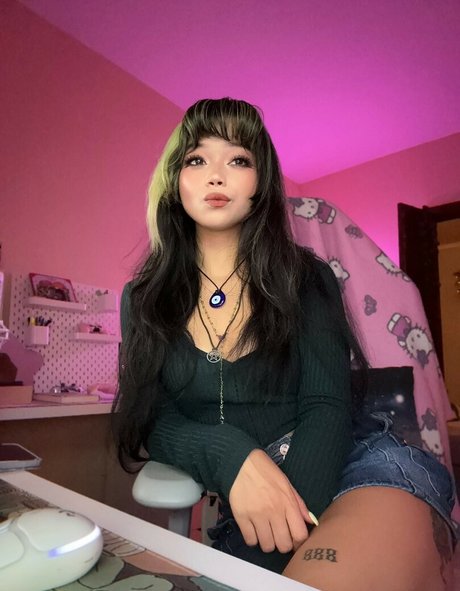 赤毛の痩せたオンリーファンズ ホットセックス 画像